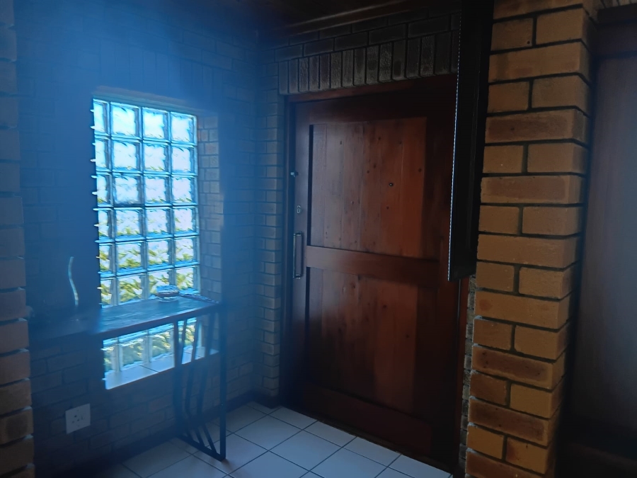 To Let 3 Bedroom Property for Rent in Dana Bay Western Cape